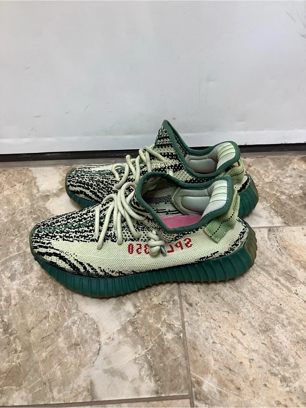 Mens adidas Yeezy Boost 350 V2 Semi-Frozen Neon Yellow Knit Sneaker size 5.5